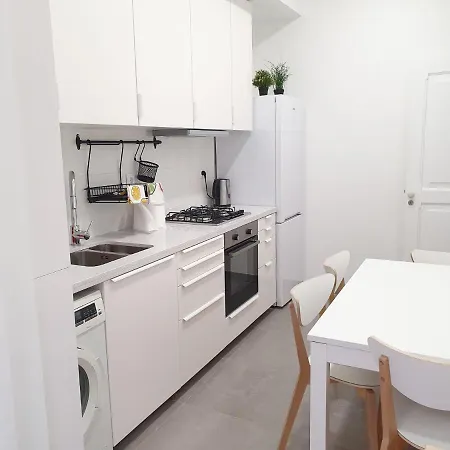 Estrela Charming 2 By Host-point Rum i privatbostad