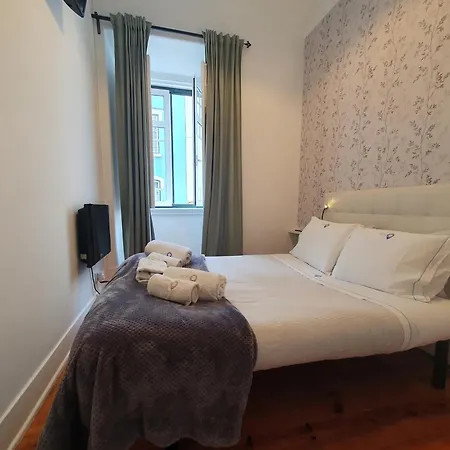 Estrela Charming 2 By Host-point